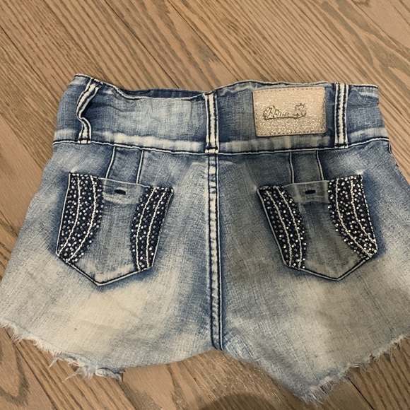 Glam Y2K shorts - Picture 2 of 2